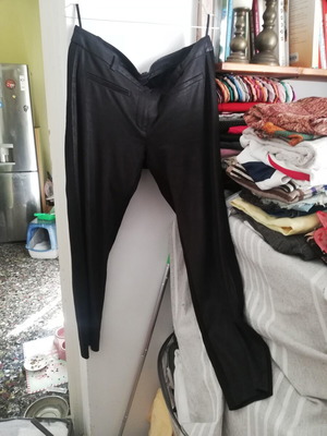 Black Expresso Pants Leggings used, size 40 with snake design