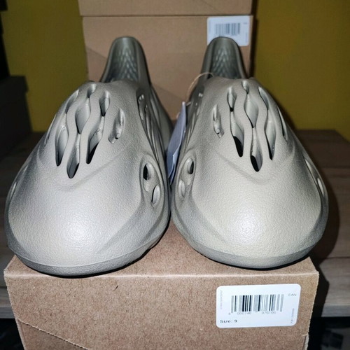 Adidas Foam beige size 43 new