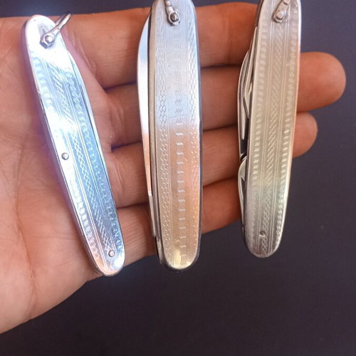 Vintage pocket knives and multitool set of 3, like new