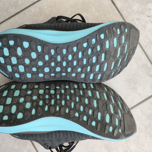 Nike Infinity Run X Flyknit shoes like new, black and blue, size 44.5