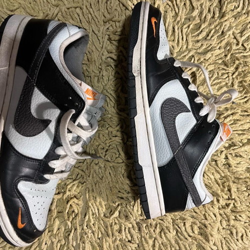 Nike Dunk Low like new, size 42, black and white