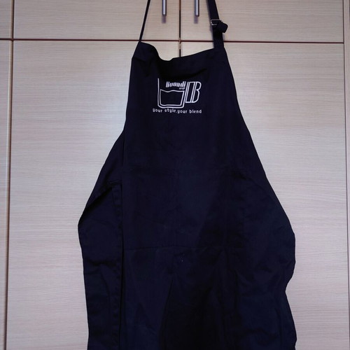 Barista apron with Buondi coffee print, black, like new