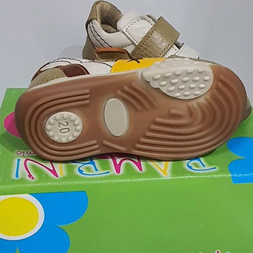 Bambini Leather Baby Shoes Size 20 New