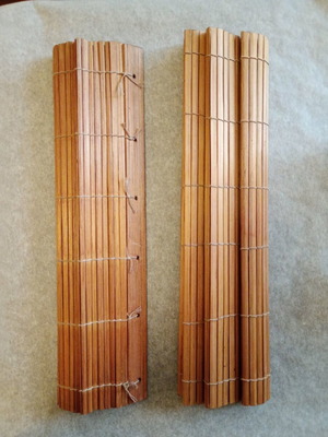 Bamboo sushi placemats rollup