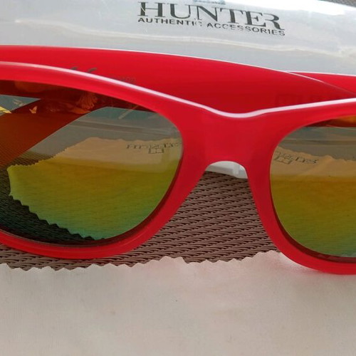 Hunter sunglasses like new, red