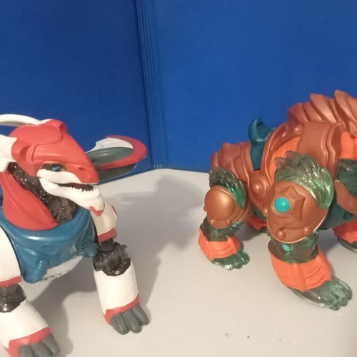 Gormiti Hyperbeast figures, set of 2, with sound