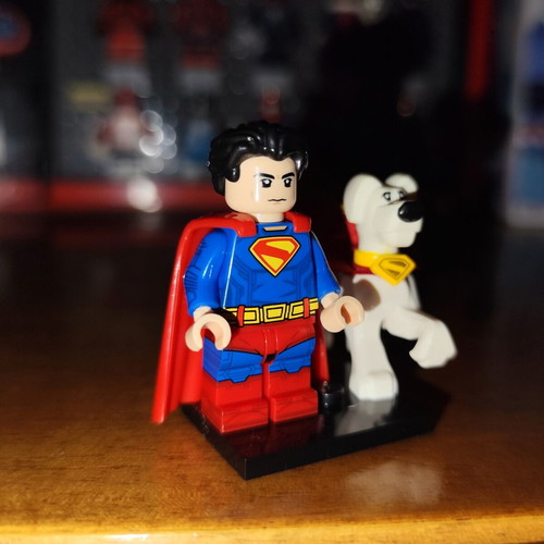 Superman & Krypto Lego minifigures like new with accessories