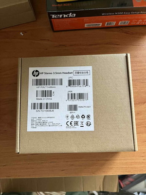 HP Stereo 3.5mm Headset T1A66AA new with built-in microphone