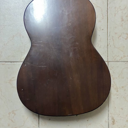 Leona GN 50 classical guitar used, student model