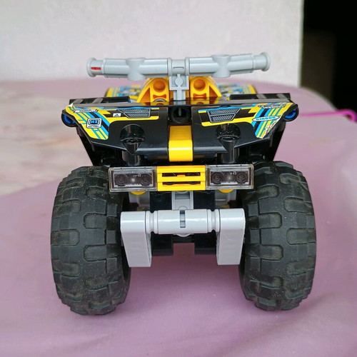 Lego Technic Quad Bike 42043 like new