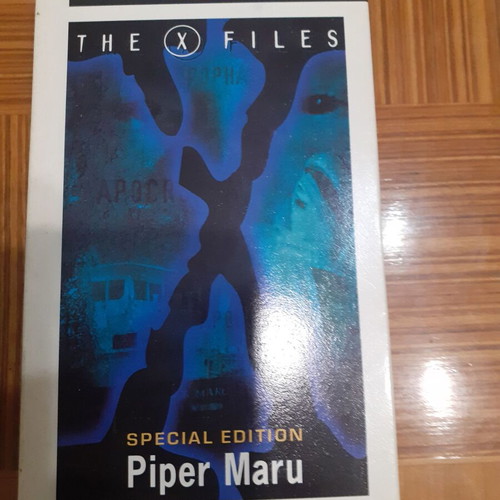 The X Files Piper Maru VHS like new, fantasy with subtitles