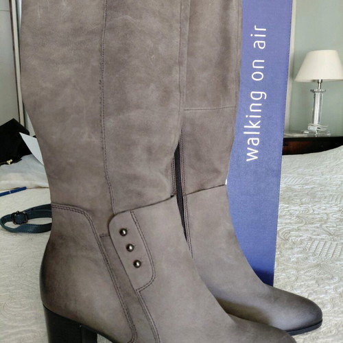 Caprice boots new, size 39, beige brown