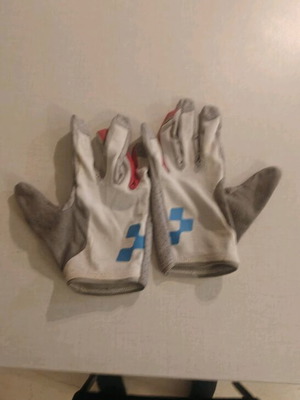 Cube cycling gloves used