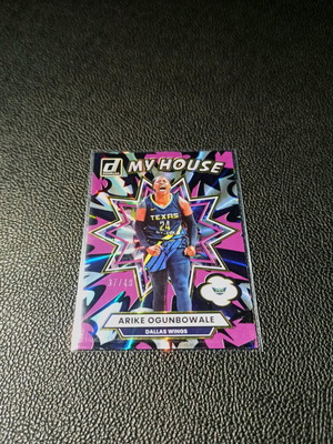 Panini Donruss WNBA Arike Ogunbowale My House Purple Laser card like new