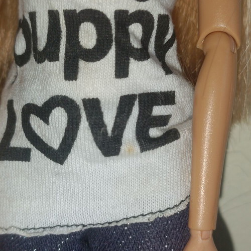 Barbie I Love Puppy 2008 doll like new