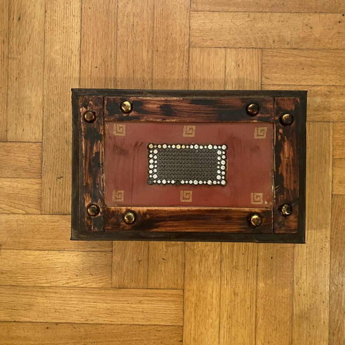 Tin box used, old, dimensions 26x17x6