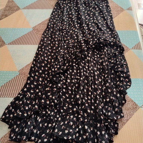 Thesis asymmetrical women's skirt black floral size L like new