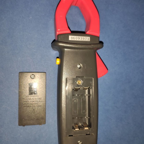 Digital AC Clamp Meter MT486 used