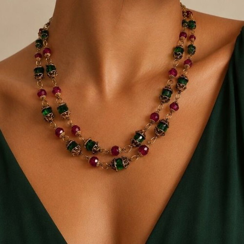 Vintage long necklace with glass beads, adjustable clasp