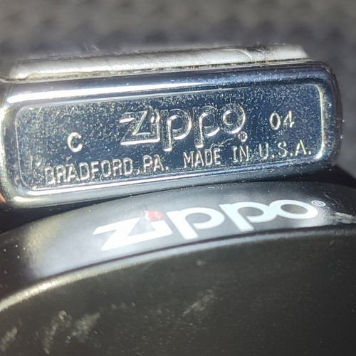 Zippo American Tradition lighter 2004, grey silver