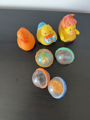 Munchkin παιχνίδι μπάνιου Float & Play Bubbles με παπάκια