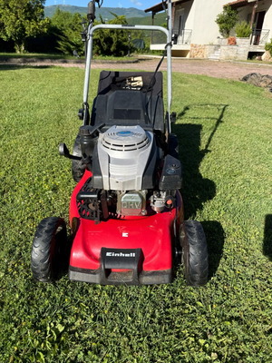 Petrol Brush Cutter like new, serviced