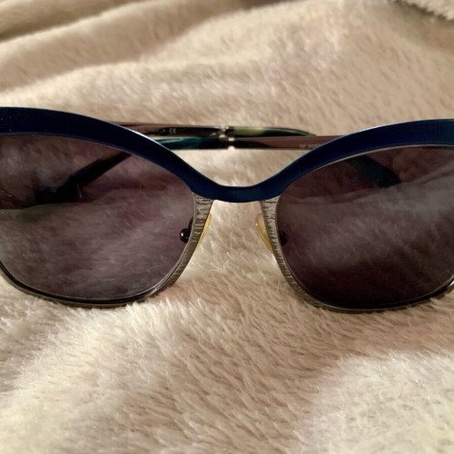 Tiffany & Co. TF3060 sunglasses like new, blue with prescription lenses