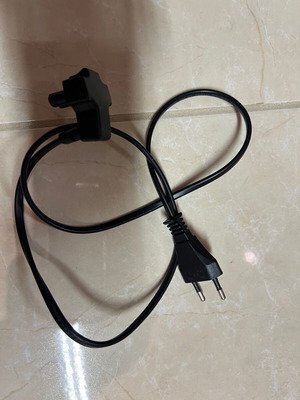 Power cable CEE7/16 to C7 90 degrees 80cm used