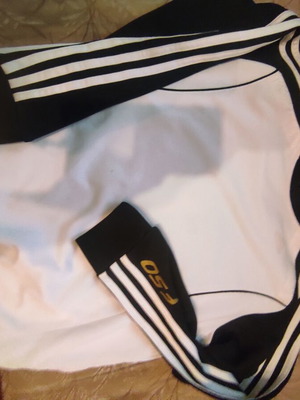 Adidas sports sweatshirt black and white size L like new