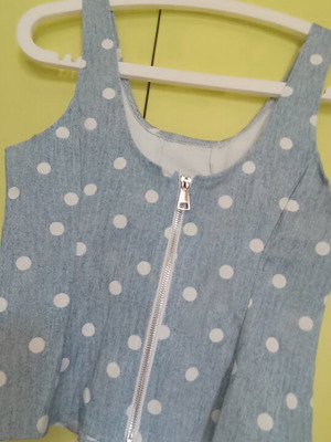 New Collection Top elastic with back zipper, like new, size M
