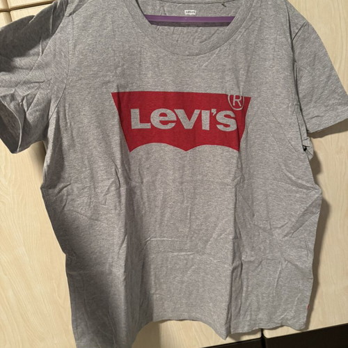 Levi's men's grey T-shirt with red logo size XXL new