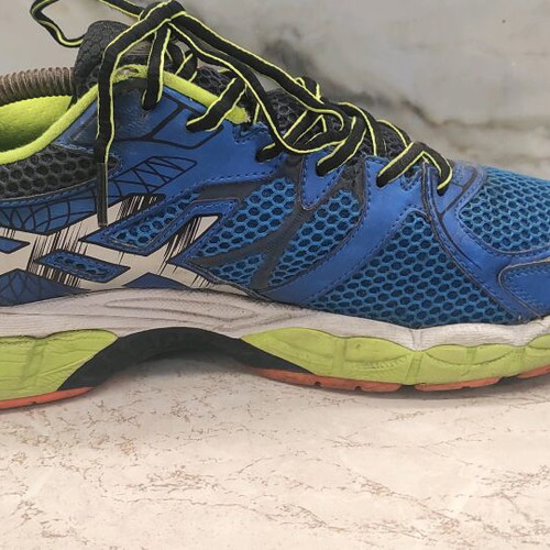 Asics Gel Nimbus 16 athletic shoe used, size 46.5, blue