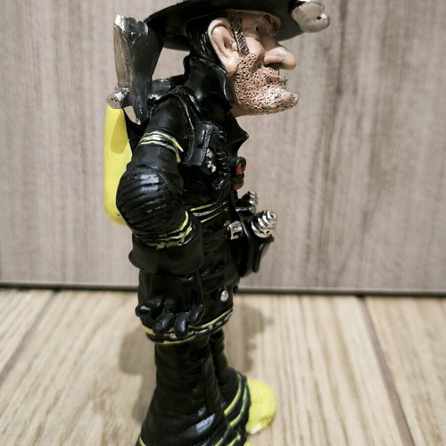Decorative firefighter sculpture new, resin 16cm