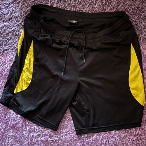 Pro Touch men's sports shorts used, size L