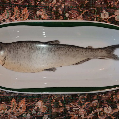 Beyer & Bock collector plate like new, porcelain with fish