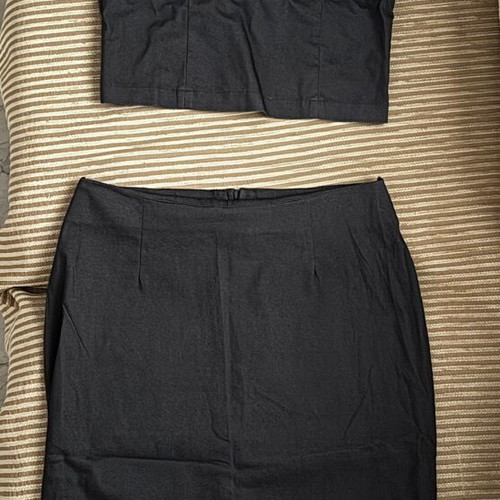 Lynne set with lace top and fitted midi skirt, grey and black
