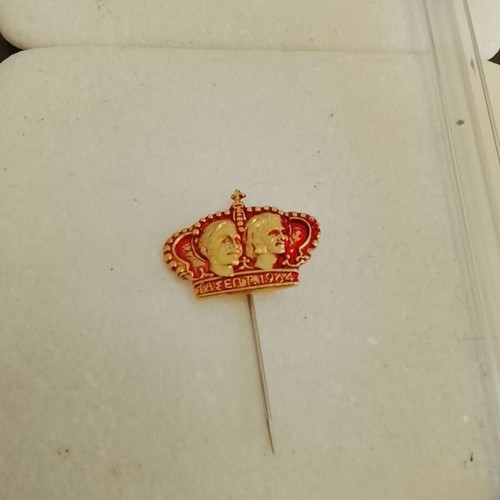 Commemorative lapel pin used, Royal Wedding Constantine II and Anne-Marie Athens 1964
