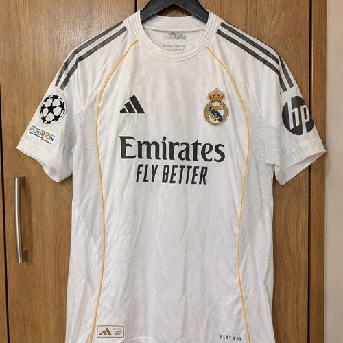 Adidas Real Madrid Bellingham #5 jersey, size L