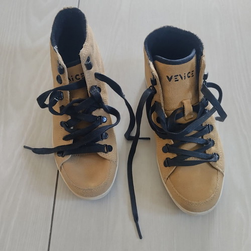 Sneaker ankle boots size 36 like new, suede fabric