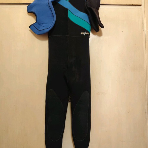 SeaQuest diving suit used