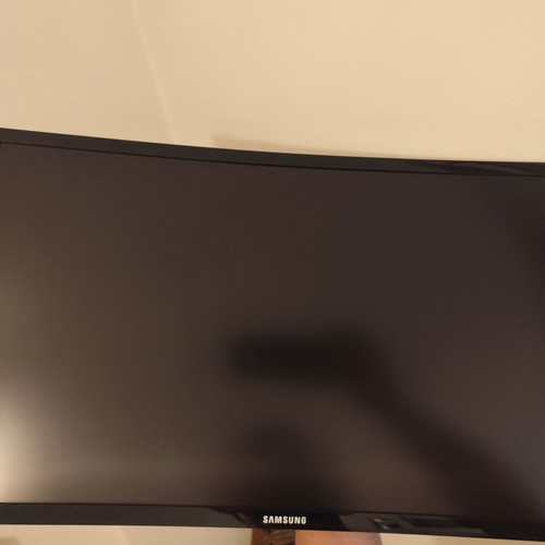 Samsung LC24F390FHRXEN 24" Curved Monitor Like New