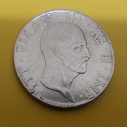 Italian commemorative and vintage coins set of 11
