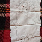 Handkerchief used, dimensions 48x32