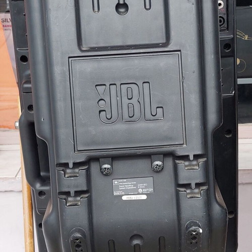 JBL EON1500 Two-Way Speaker Like New