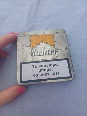 Συλλεκτική μεταλλική ταμπακιέρα Marlboro vintage limited edition
