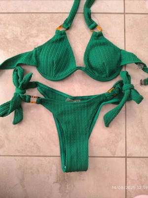Swimsuit set new, green, size small