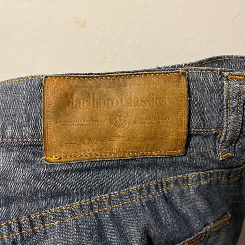 Marlboro Classics men blue jeans pants used W36 L34