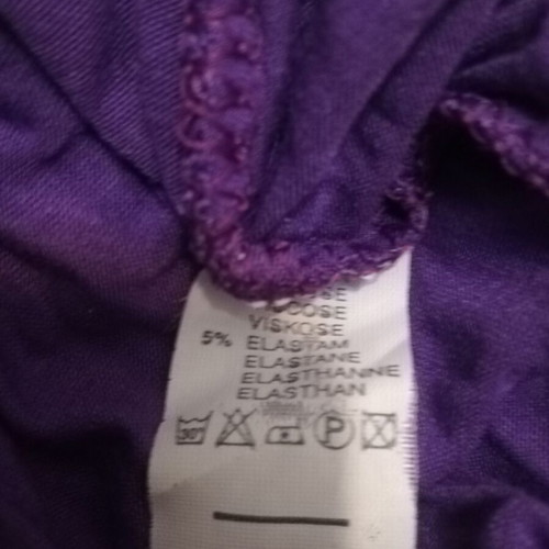 Women's blouse used M/L purple with rings on straps