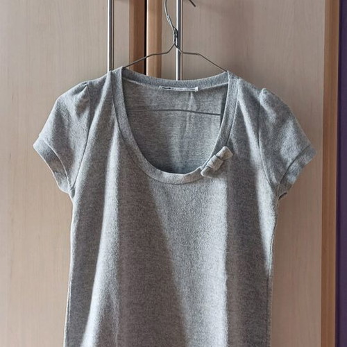 Grey short-sleeve blouse one size like new