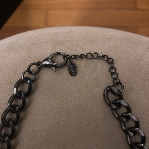 Zara vintage necklace with floral design, new, gray